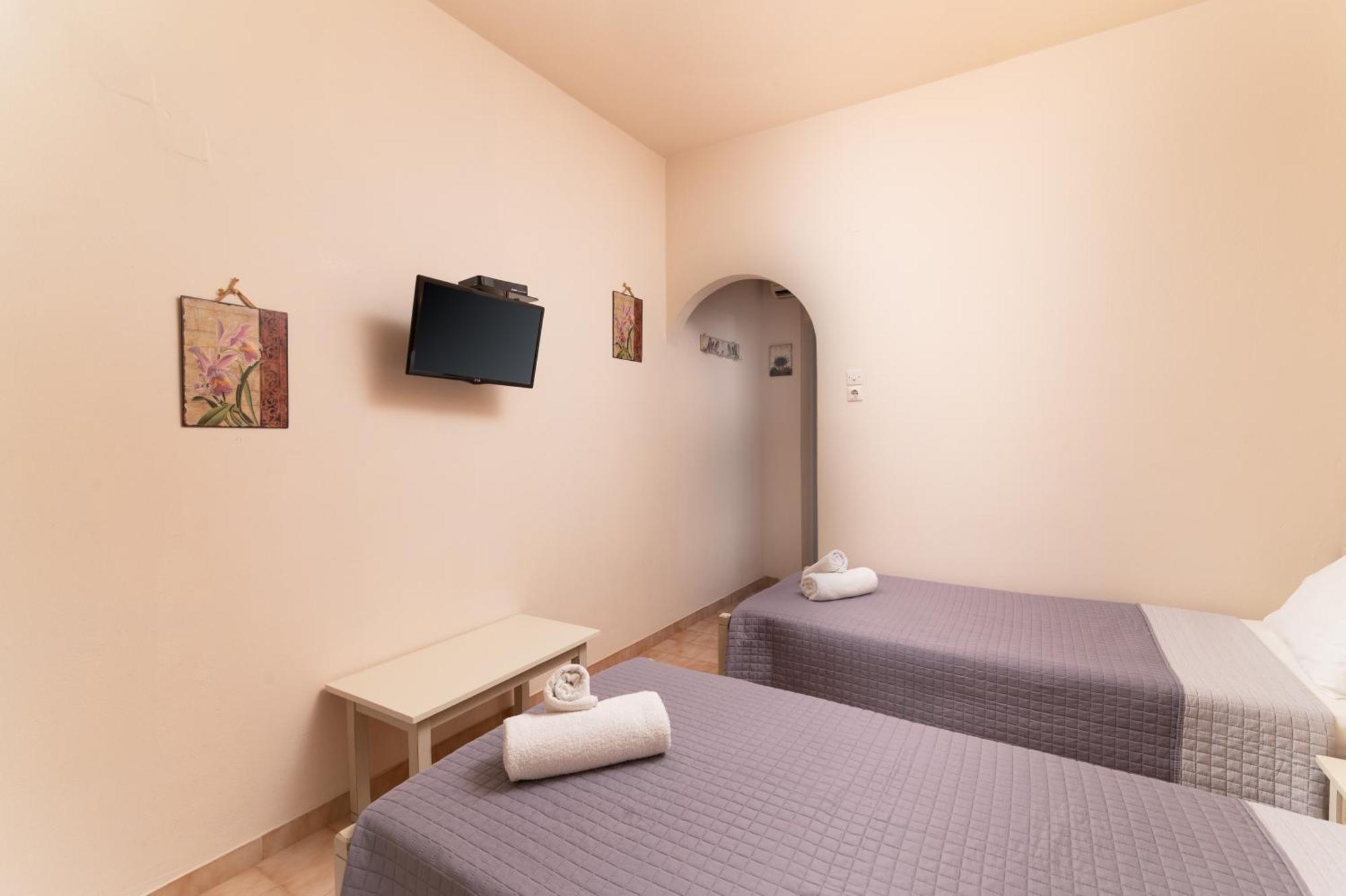 Filia Rooms Matala Exteriör bild